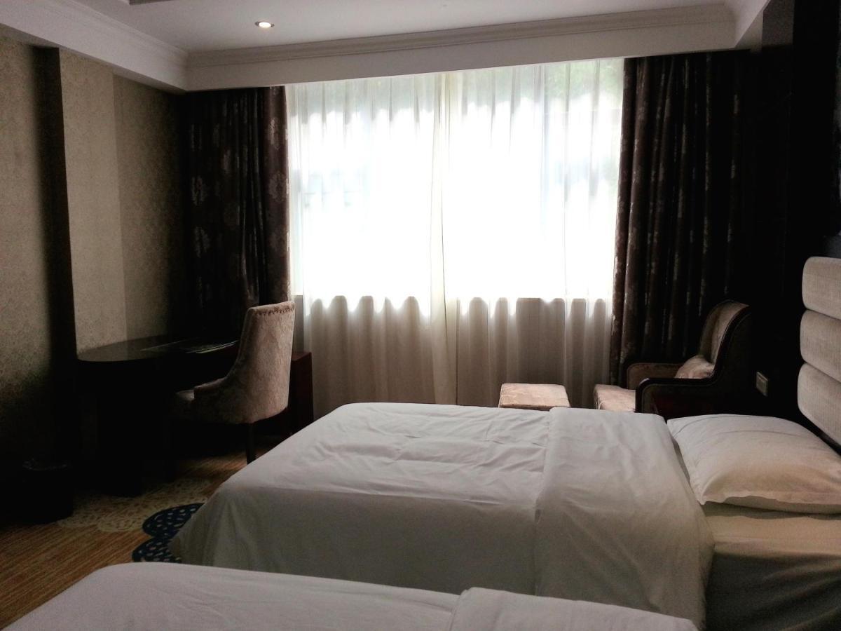 New West Street Hotel - Grand Wing Yangshuo Eksteriør billede