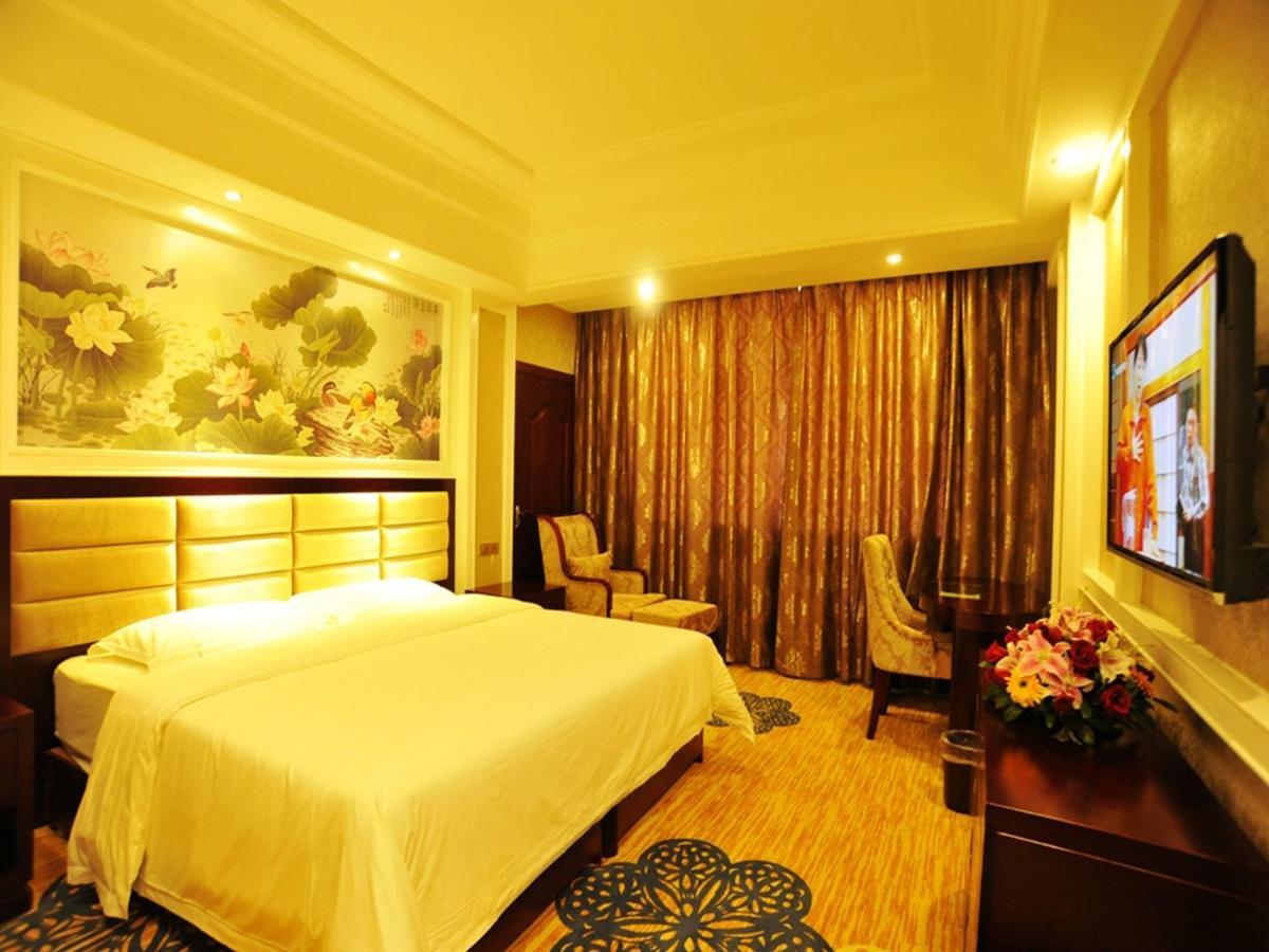 New West Street Hotel - Grand Wing Yangshuo Værelse billede